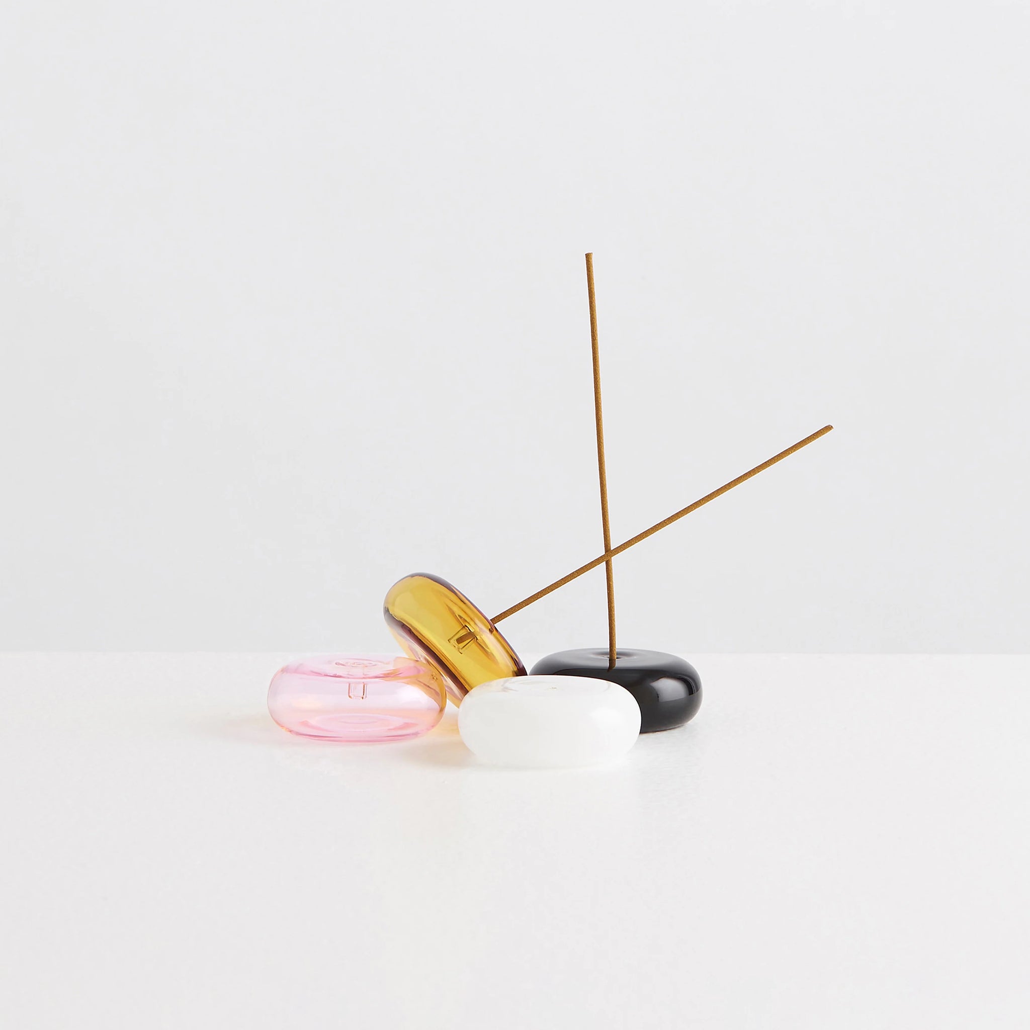 MAISON BALZAC | The Pebble Incense Holder | Pink